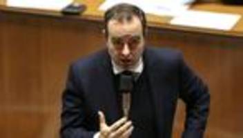 Haushaltsverhandlung in Frankreich: Frankreichs Regierung macht Zugeständnisse im Haushaltsstreit