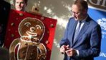 Preisverleihung: Merz sieht Deutschland in tiefem Umbruch