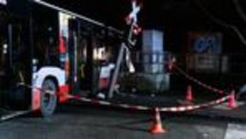 tödlicher unfall: 19-jährige stirbt bei unfall mit bus in hamburg