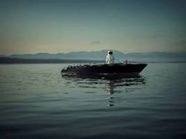 are you lonesome tonight?: einsam wie ein astronaut unter seinem helm? halb so wild!