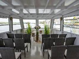 In Rheinland-Pfalz erlaubt: Bei Flussbestattungen kommt es auf viele Details an