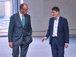 Vorschläge kontraproduktiv: Lauterbach wirft Merz Gängelung der Kranken vor