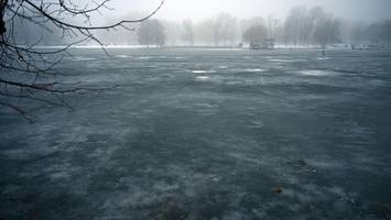 Grau und ungemütlich: Wetterdienst warnt vor Glätte in Berlin