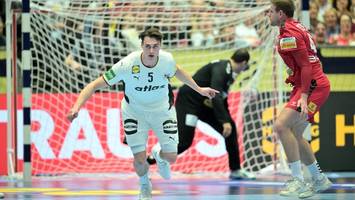 Handballer mit Nervenschlacht: Deutschland zittert nach 27:30 um die EM-Hauptrunde