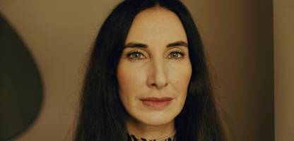 »balagan« von mirna funk: selbst glückkekse bieten mehr erkenntnis als dieser roman