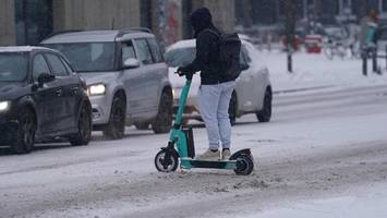 so steht es um die sicherheit der e-scooter nach dem wintereinbruch