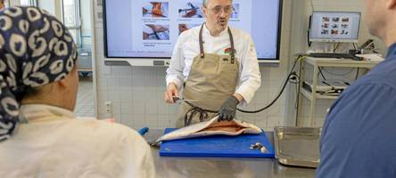 „völlig verrückt“: dieser augsburger lehrer kochte schon für nelson mandela