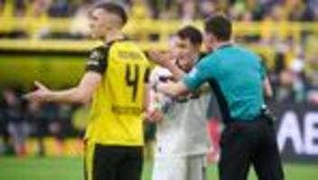 Fußball-Bundesliga: St. Pauli-Coach: Schiri-Kritik nach Last-Minute-Elfmeter