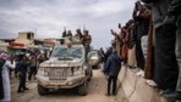 Syrien: Syrische Armee vertreibt kurdische Kämpfer aus weiteren Gebieten