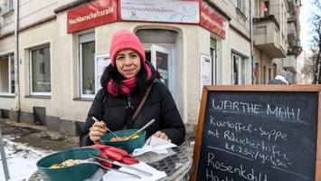 Warmes Essen für 3 Euro: Das steckt hinter den Kiezkantinen der Linken