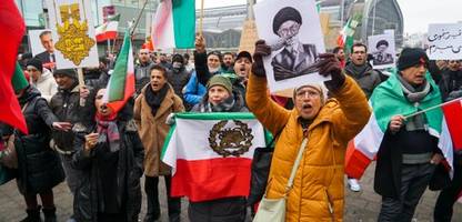Hamburg: 13.000 demonstrieren gegen islamisches System in Iran