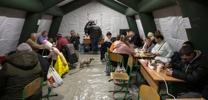 ukraine-krieg: zwei tote bei russischen angriffen auf energieinfrastruktur