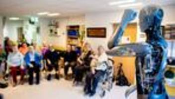 Forschung zu Robotik-Akzeptanz: Forscher untersuchen Einsatz von Robotern in der Pflege