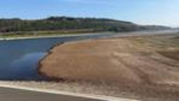 Staatsschutz ermittelt: Hakenkreuze am Kinzigstausee entdeckt