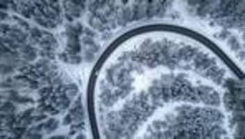 wetter: sonnige wintertage mit frost und glätte in sachsen