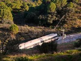 dutzende tote und verletzte: auch deutsche unter opfern des zugunglücks in spanien