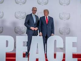 Für Einladung danken wir: Bundesregierung reagiert verhalten auf Trumps Friedensrat