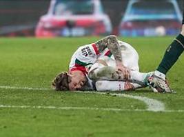 kuriose bundesliga-szene in: jakic zieht sich rätselhafte verletzung auf stadiontreppe zu