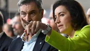 dorothee bär: söder hat sich für demütigenden spruch entschuldigt