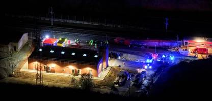 Spanien: Zahl der Toten nach Zugunglück steigt auf 39