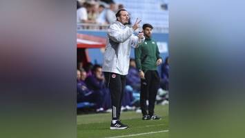 eintracht frankfurt: hoffnung durch den fußballgott – und dann durch marco rose?