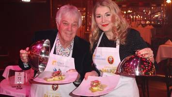 Prominente kellnern in Polettos Palazzo – zum Wohle schwer kranker Kinder