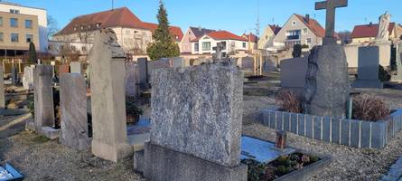 „Ist etwas übertrieben“: Wie sich Bestattungen in unserer Region ändern