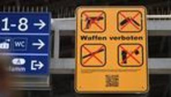Sicherheit: Waffenverbot im Nahverkehr: Das plant Niedersachsen