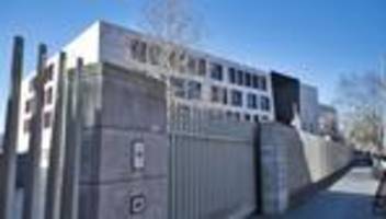 Türkei und Südafrika: Zäune von Botschaften beschmiert - Staatsschutz ermittelt