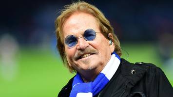 Nach Gewalt beim Hertha-Spiel: Jetzt meldet sich Frank Zander zu Wort