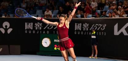 Australian Open: Laura Siegemund liegt 0:6, 2:5 zurück, wehrt zwei Matchbälle ab – und gewinnt doch noch