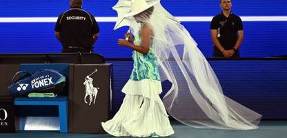 Australian Open: Naomi Osaka macht aus dem Tennis-Court einen Laufsteg