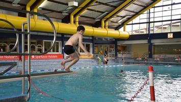 stadt will defizitäres schwimmbad loswerden