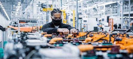 Trumps Zölle setzen US-Fabriken zu: Trotz Investitionen brechen die Arbeitsplätze weg