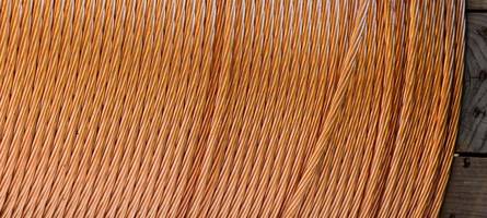 Unbekannte brechen Baustellen-Container auf und stehlen Kupferkabel