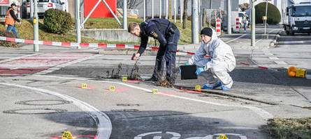 täter schweigt nach messerangriff im media markt – zustand des verletzten mitarbeiters weiter kritisch