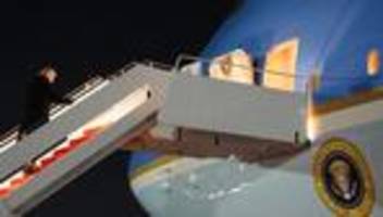 weltwirtschaftsforum: donald trump muss auf dem weg nach davos das flugzeug wechseln