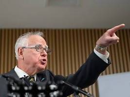 Kritik an Einwanderungspolitik: US-Justizministerium geht gegen Tim Walz vor