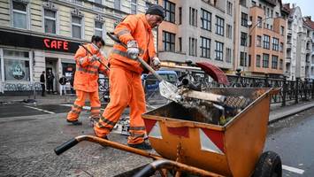 berliner stadtreinigung berichtet von zunehmender gewalt gegen mitarbeiter