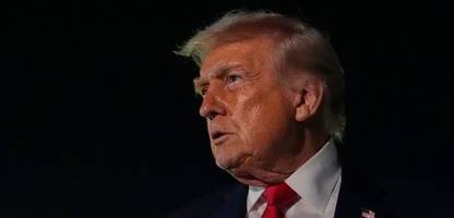 Donald Trump reist nach Davos - und schießt im Grönland-Streit vorher noch mal gegen die EU