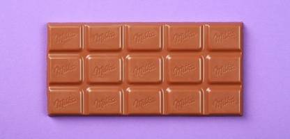 schmähpreis der verbraucherzentrale: milka alpenmilch ist »mogelpackung des jahres«