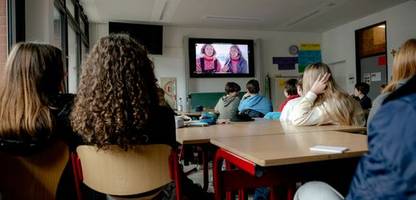 »Globales Klassenzimmer«: Wie Luisa Neubauer vom WLAN einer Kölner Schule gestoppt wurde