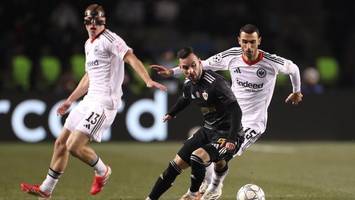 champions league: eintracht scheidet nach last-minute-niederlage aus