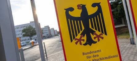 Verdacht der Russland-Spionage: Polizei nimmt zwei Ex-Bundeswehrleute fest