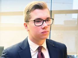 prozess am amtsgericht würzburg: nazi-reden in zimmer von afd-politiker halemba gefunden