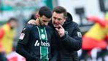 Fußball-Coach ist Handball-Fan: 96-Trainer Titz wünscht sich Auszeiten wie im Handball