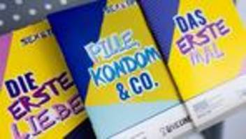 Jugendsexualität: Das erste Mal passiert später - und mit Verhütung