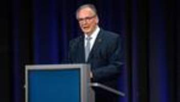 Regierung: Ministerpräsident Haseloff reicht Rücktritt ein