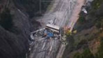 Unfall in Spanien: Auswärtiges Amt geht bei Zugunglück von totem Deutschen aus