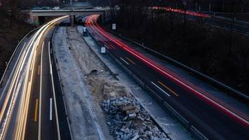 wegen bomben im boden: bauarbeiten an der a115 dauern deutlich länger